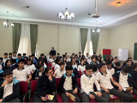 Meeting with University Applicants at Kaspi Lyceum’s Bakikhanov Branch